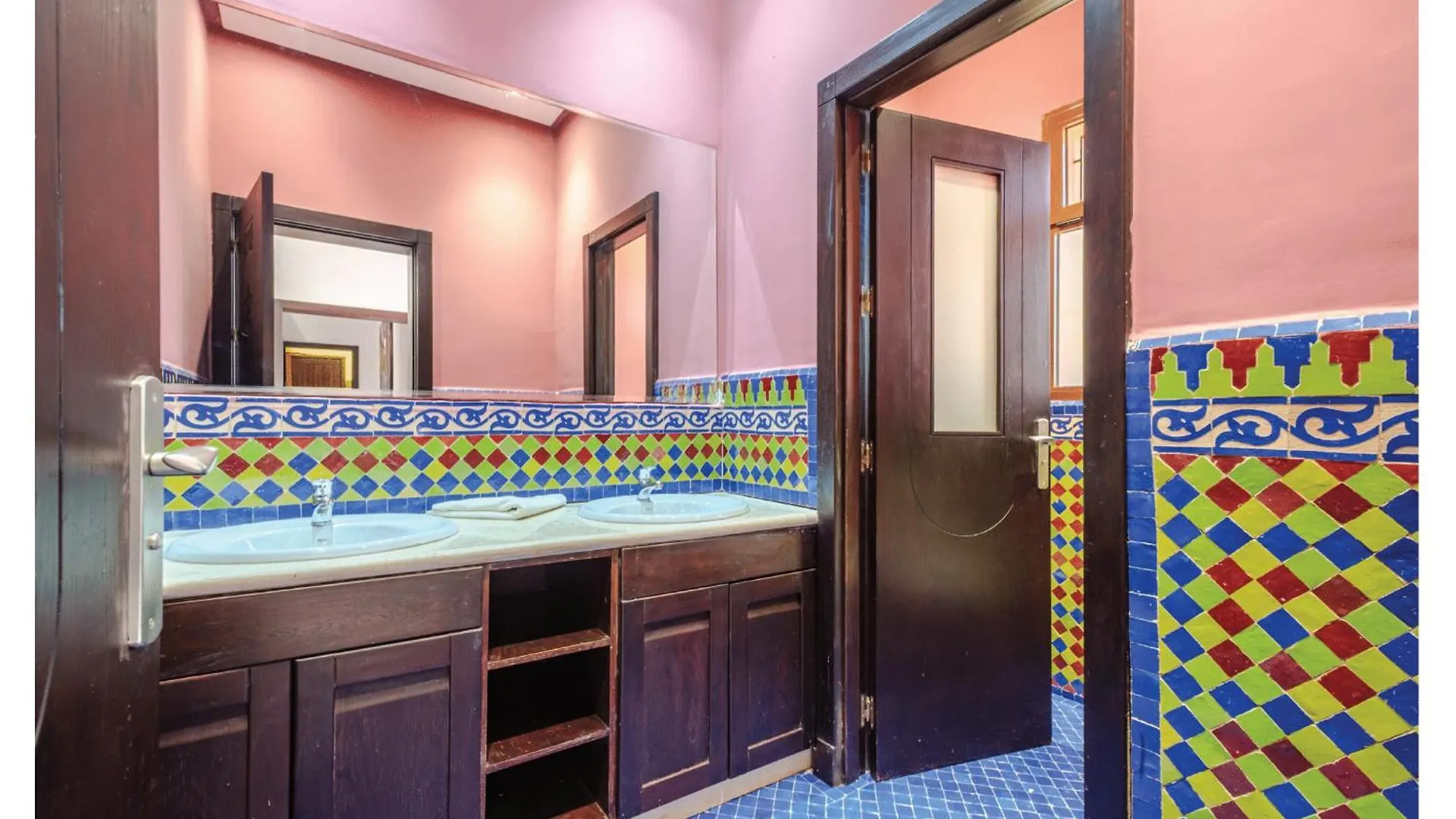 Villa Iris Jaccuzi, Piscine 20Min Centre 马拉喀什 0*,  摩洛哥